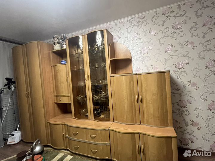 Стенка в гостиную со шкафом