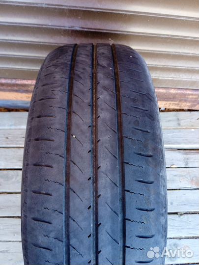 Toyo NanoEnergy 2 195/65 R15