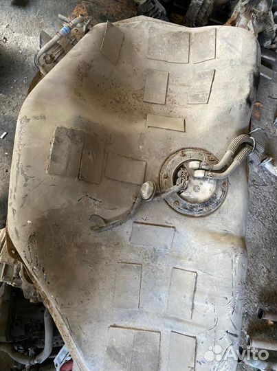 Топливный бак nissan cefiro