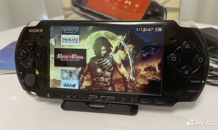 Sony PSP 3008 прошитая 100 игр