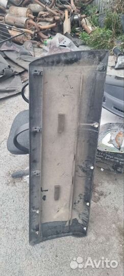 Накладка двери pajero 4
