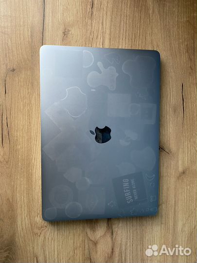 Apple MacBook Pro 13 2017 8gb/ 256 gb