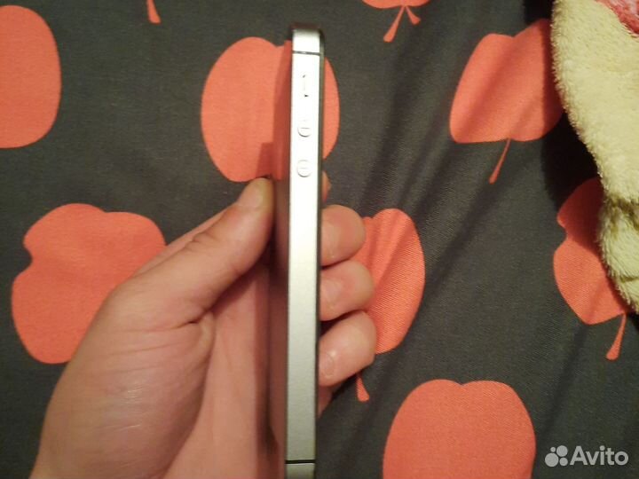 iPhone 5S, 16 ГБ