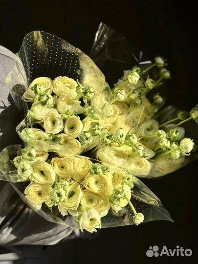 Ранункулюсы букет цветов с доставкой