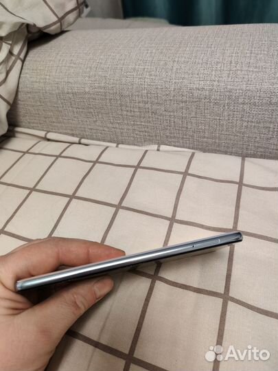 HUAWEI P30, 8/64 ГБ