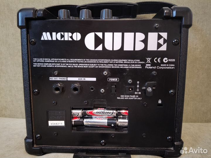 Комбоусилитель Roland micro cube
