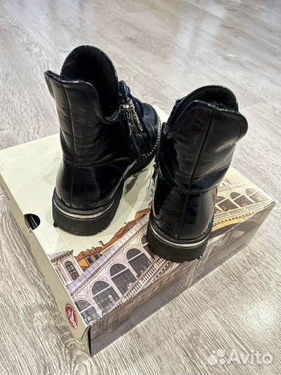 Обувь на девочку