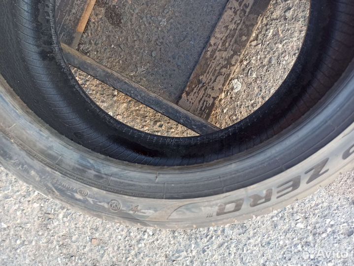 Pirelli P Zero PZ4 275/35 R20