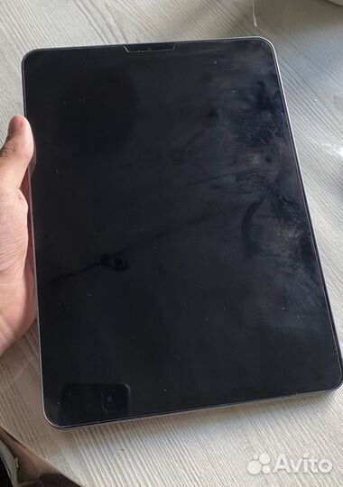 iPad air 5 2022 m1 64 wi fi (1 год гарантии)