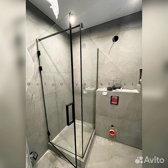 Loft конструкции из стекла и зеркал