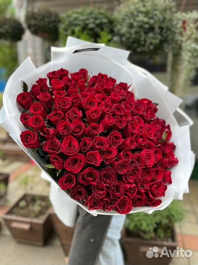 Букеты из 101 и 51 розы