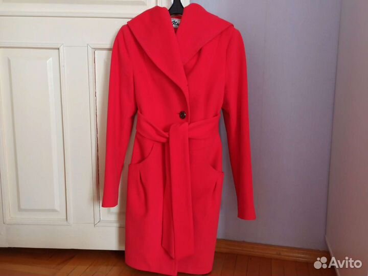 Пальто для девушки