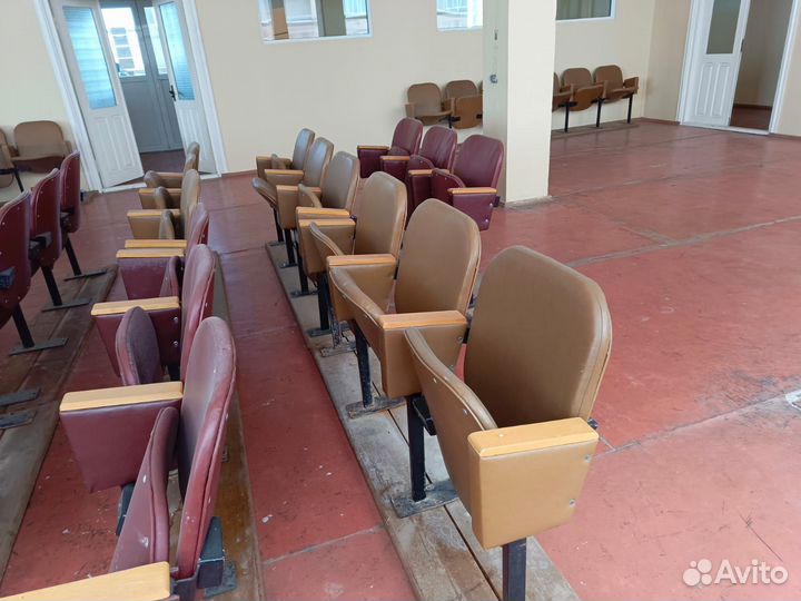 Стулья секционные СССР