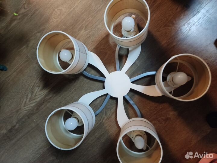 Люстра потолочная