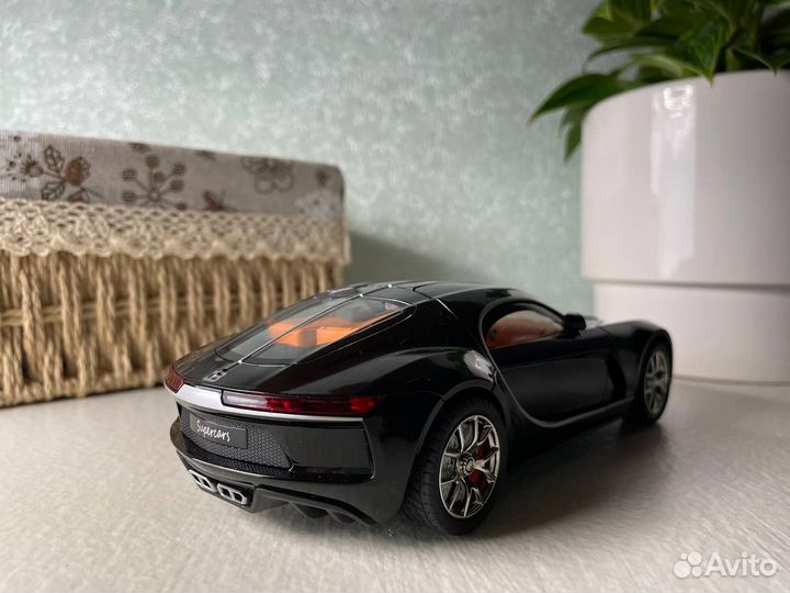 Модель автомобиля Bugatti Atlantic металл 1:24