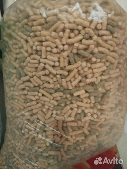 Корм для аквариумных рыбок