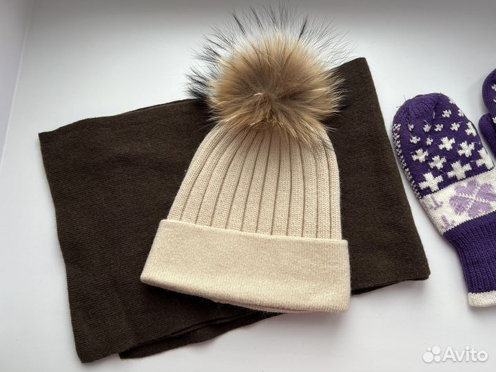 Шапка шарф и варежки