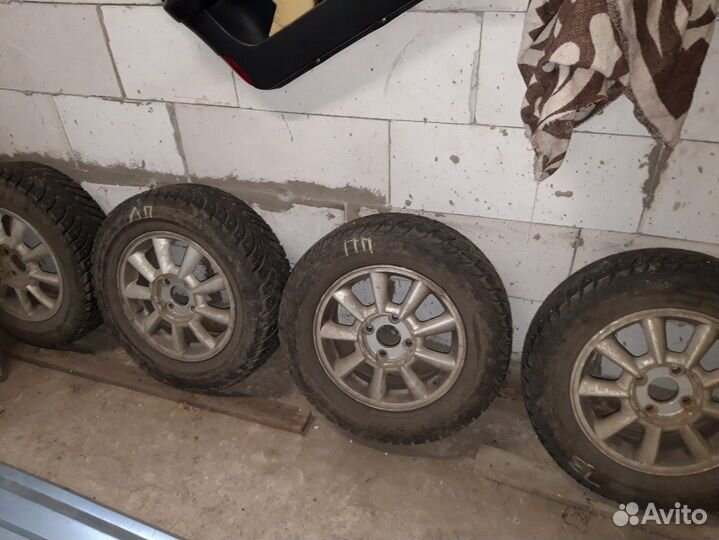 Sava Eskimo Stud 205/65 R15