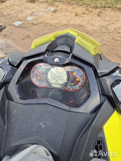 Продаюгидроцикл BRP RXP X 260