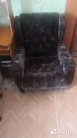 Диван раскладной и два кресла, б/у