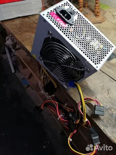Блок питания 550 w,Для Персонального компьютера