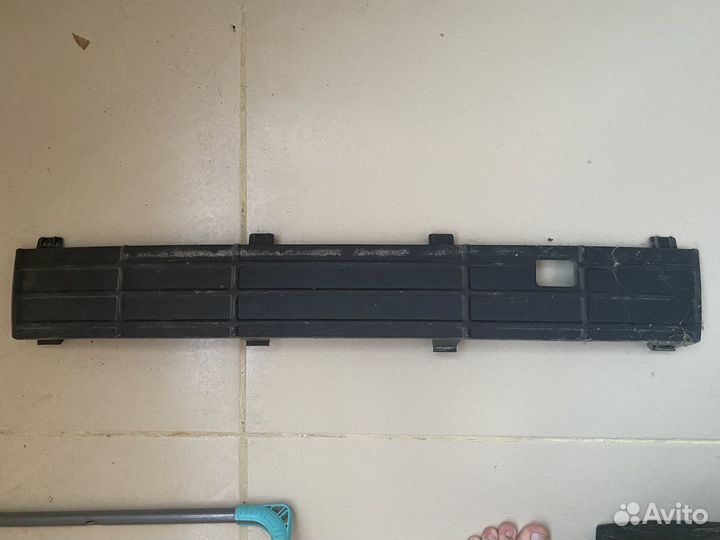 Заглушка бампера volkswagen polo новая