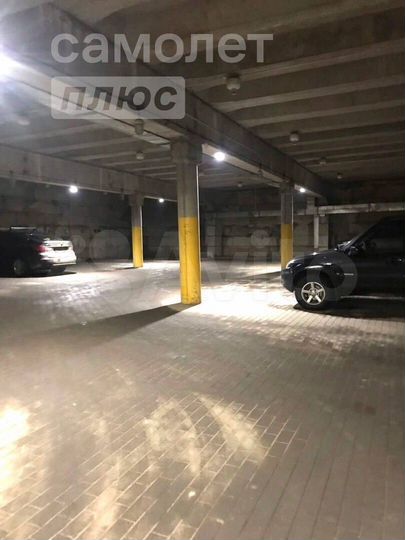Машиноместо, 29 м²