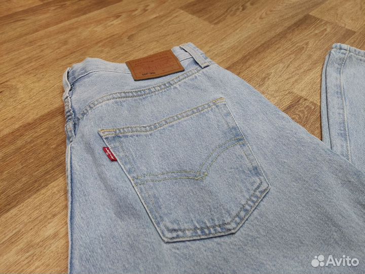 Женские джинсы Levis