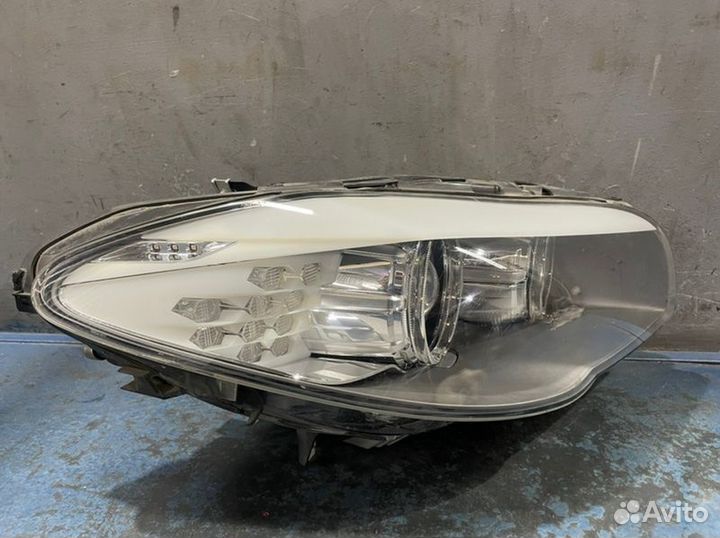 Фара ксенон правая Bmw 5 F10