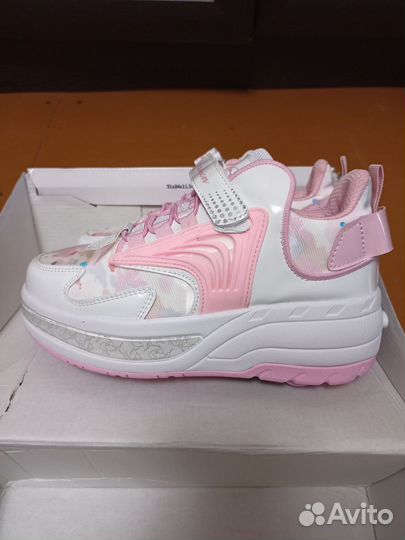 Кроссовки роликовые kerna