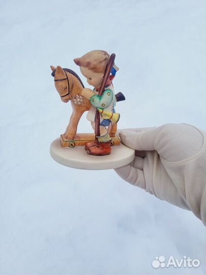 Статуэтка goebel Hummel