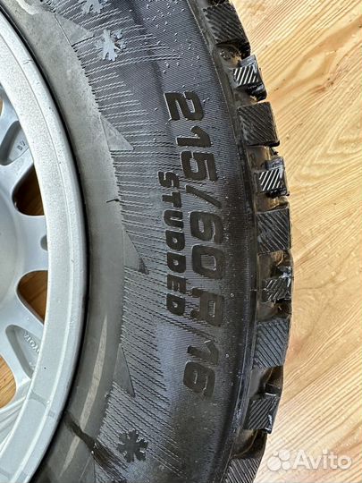 Michelin X-Ice North 3 215/60 R16 87S