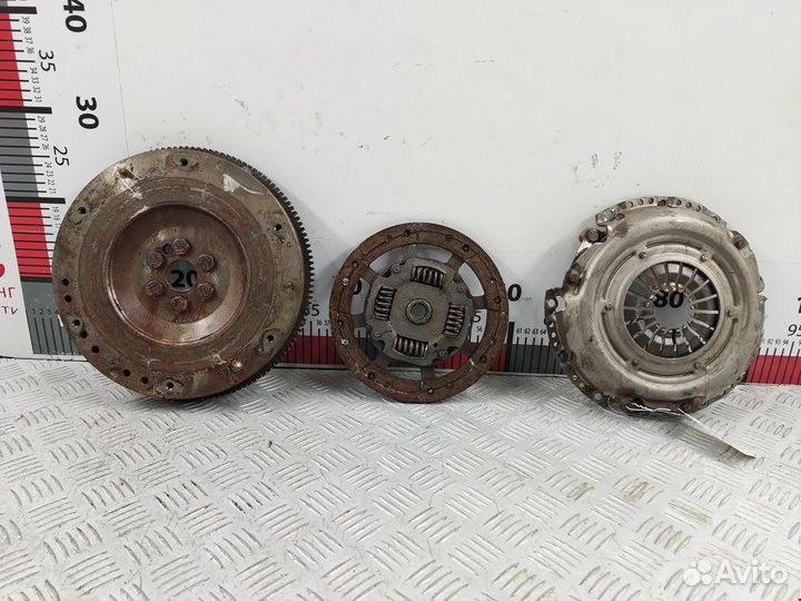 Маховик (демпфер сцепления) для Ford Focus 1