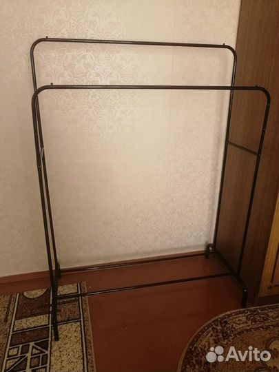 Вешалка напольная