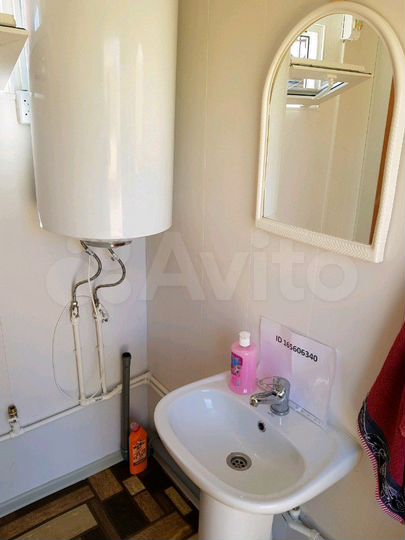 Коттедж 20 м² на участке 3 сот.