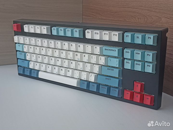 Red Square Keyrox TKL Classic Pro 1