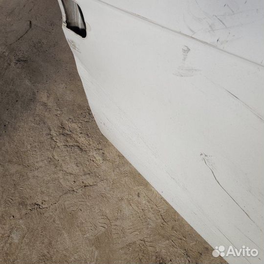 Дверь боковая передняя правая Honda Elysion RR