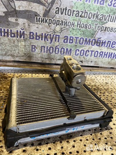 Радиатор кондиционера салонный Mitsubishi Colt