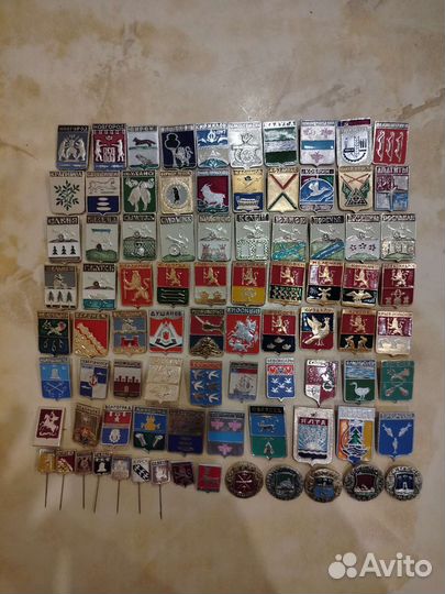 Значки гербы городов СССР