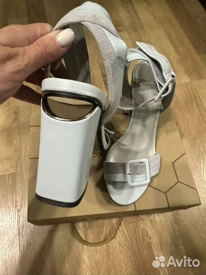 Босоножки женские 39 размер натуральная кожа