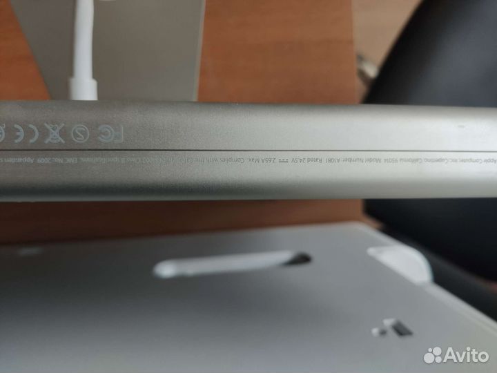 Монитор Apple Cinema Display 20 (A1081)