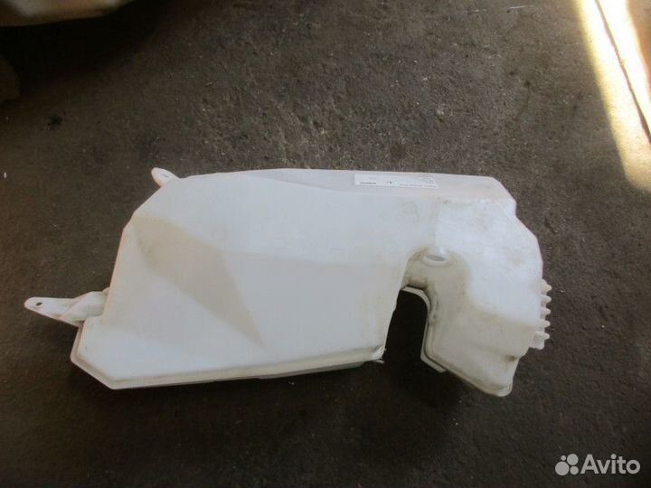 Бачок омывателя Nissan Almera (G15) 2013-2018