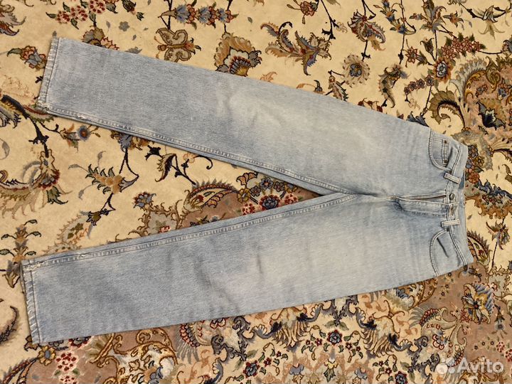 Джинсы