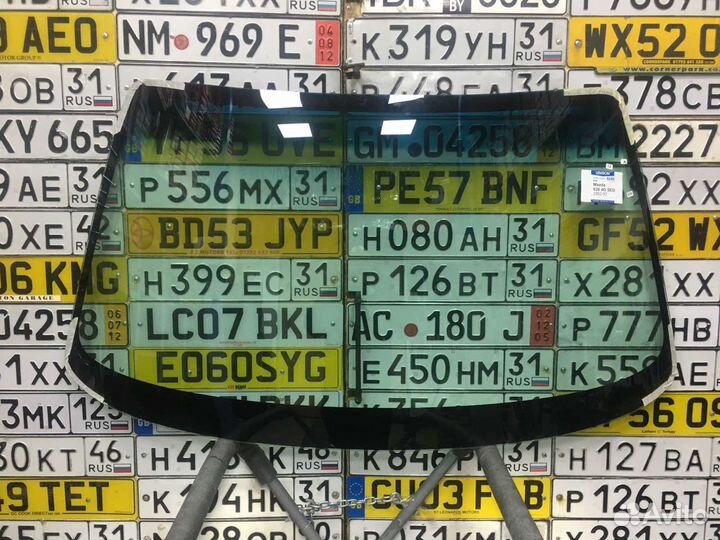 Лобовое стекло для автомобиля Suzuki есть установк