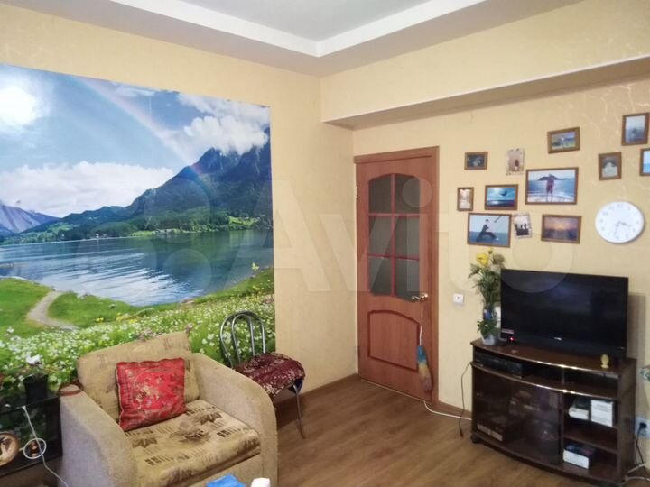 3-к. квартира, 82 м², 1/3 эт.