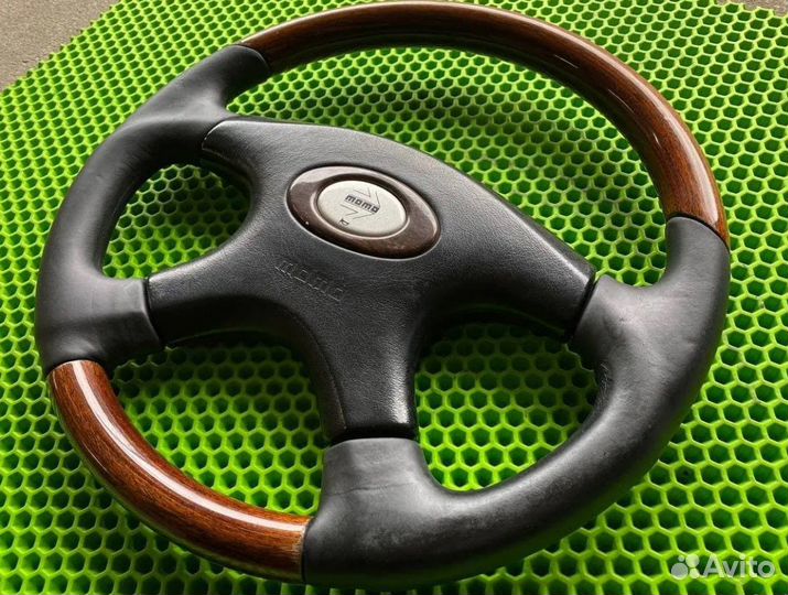 Оригинальный руль momo с деревом