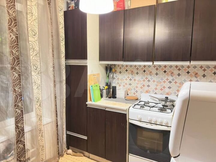 2-к. квартира, 45 м², 1/9 эт.