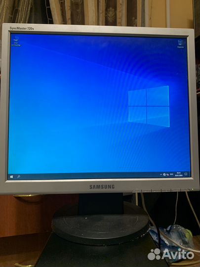 Монитор Samsung syncmaster 720n