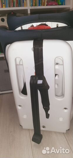 Автомобильное кресло изофикс с 0 - 18 кг