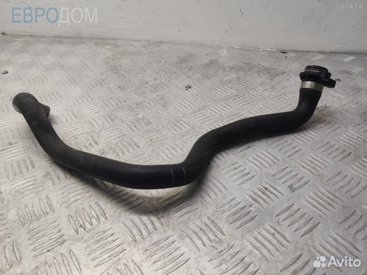 Патрубок гбц - термостат n51, n52 на BMW E60 s1146741